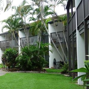 The Shores Holiday Apartments