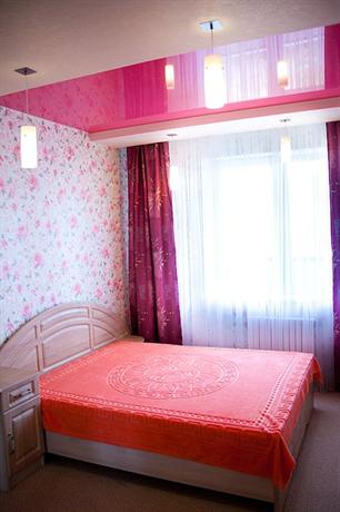 Self Catering V Kievskom Rayone Apartments