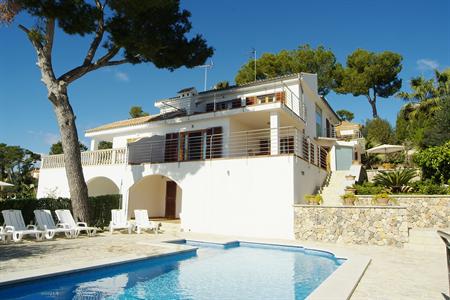 Nice Villa near sea Alcanada golf pool 10 pax