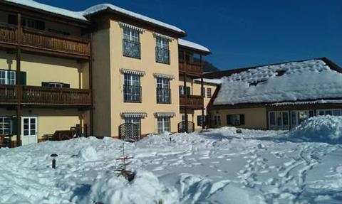 Ferienwohnungen Hotel Garni Dorflerwirt