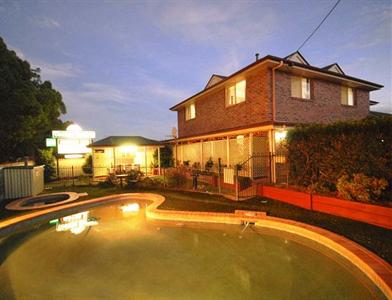 Country Gardens Motor Inn Toowoomba