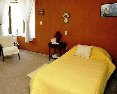 La Casa Naranja Bed & Breakfast Cancun