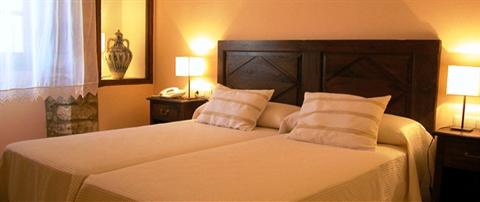 Hotel La Sala de Camos