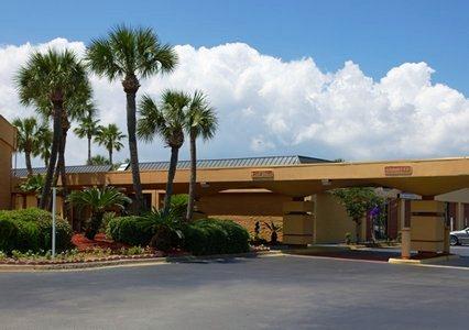 Quality Inn and Suites Gulf Breeze