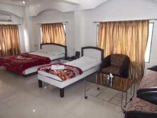 Hotel Bhola