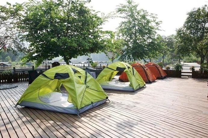 River Garden Tent Hotel- Yangshuo