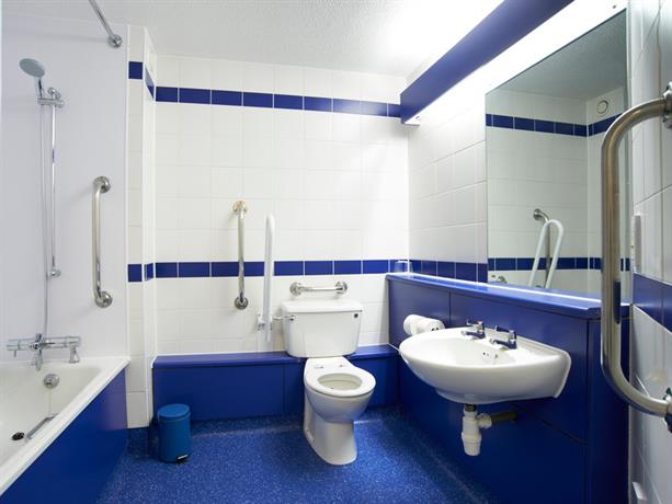 Travelodge Northampton Wootton
