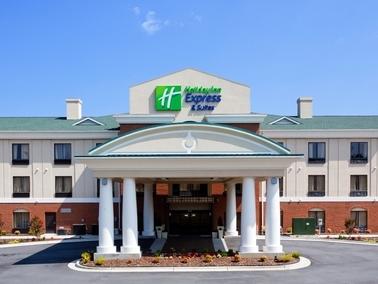 Holiday Inn Express Suites Greensboro East