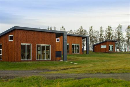 Einishus Cottages