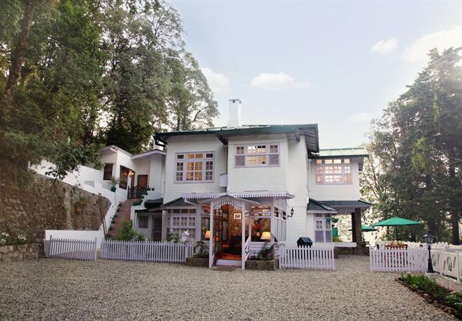 Bhikampur Lodge