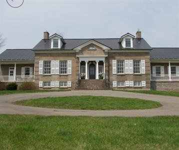 Maplehurst Manor Accommodations