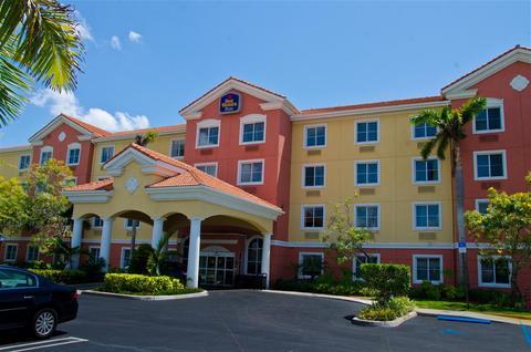 Best Western Plus Airport Inn and Suites