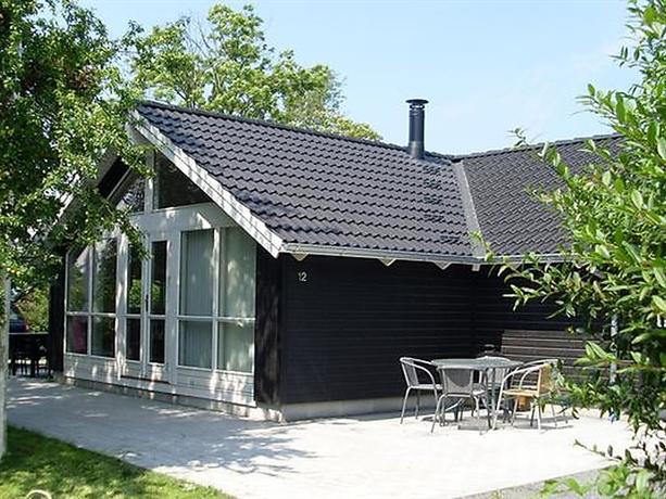 Three-Bedroom Holiday home in Borkop 8