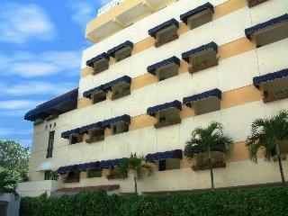 Hotel & Suites Campestre Morelia