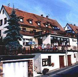 Huhner Karl's Gastehaus