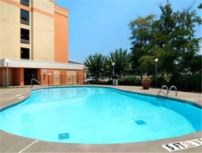 Baymont Inn & Suites Augusta