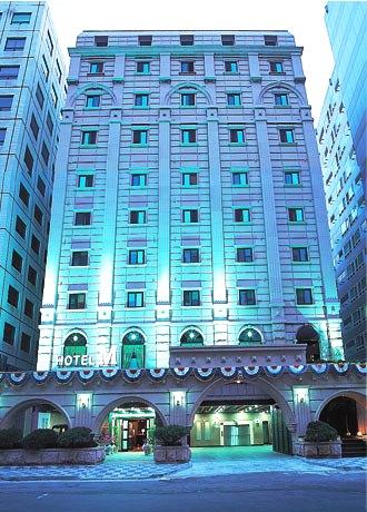 Hotel M