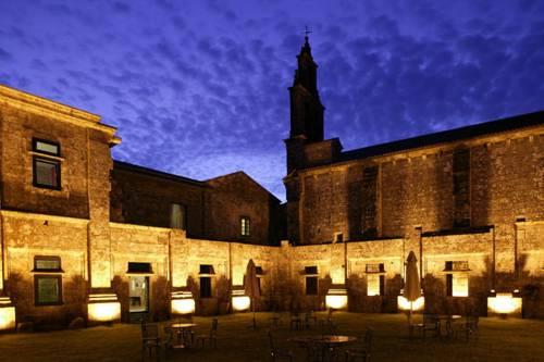 Hospederia San Gonzalo das Penas - Monasterio de Aciveiro