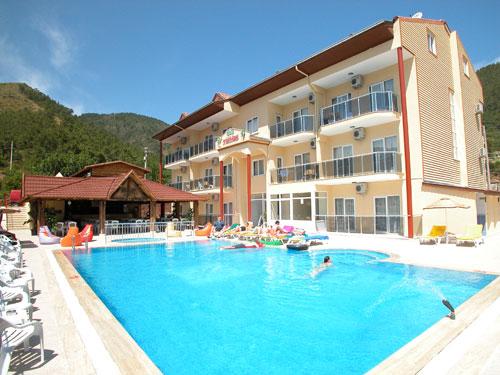 Club Tokmak Apartments