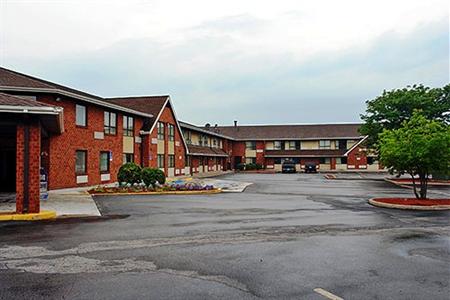 Motel 6 Rochester Airport