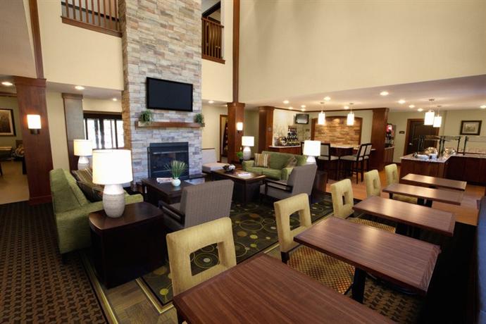 Staybridge Suites Eau Claire - Altoona