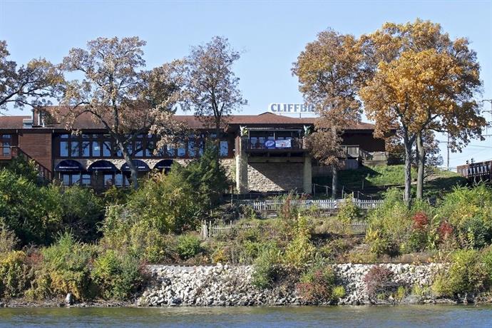 Cliffbreakers Riverside Hotel & Conference Center