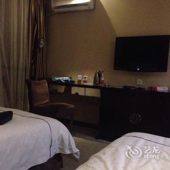 Sanjiang Business Hotel Nangang