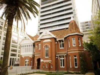 Grand Mercure Apartments Docklands