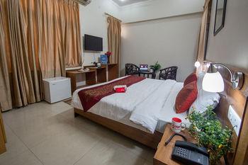 OYO Rooms Lucknow City Mall