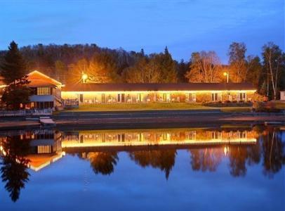 Algonquin Lakeside Inn