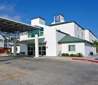 Motel 6 Pharr