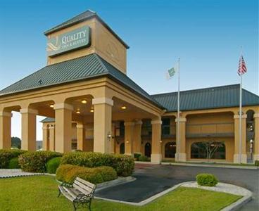 Quality Inn & Suites Civic Center