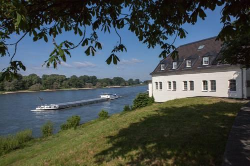 Restaurant & Hotel Schnellenburg