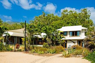 Oak Beach Boathouse