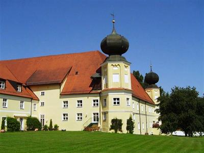 Klosterhof St Salvator