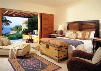 Four Seasons Private Villas