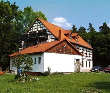 Waldhotel Zu den drei grauen Ziegenbocken Serba