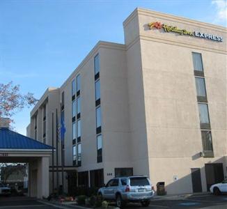 Holiday Inn Express Elizabeth City