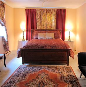 Inn on Thistle Hill Bed & Breakfast Boston Virginia