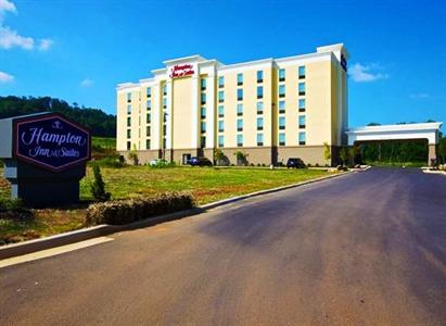 Hampton Inn & Suites Adairsville