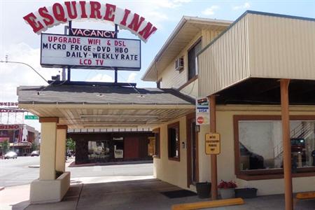 Esquire Inn