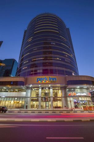 Park Inn by Radisson Hotel Apartments Al Rigga