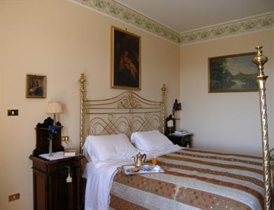 Palazzo Zampaglione B&B