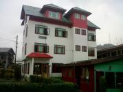 Hotel Raj Palace Srinagar