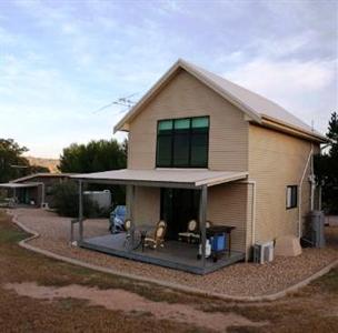 Hillview Farmstay