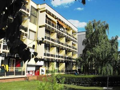 Kosztolanyi Apartmanhaz