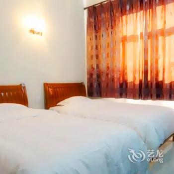 Longmen Hengtong Motel