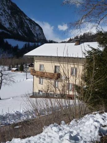 Haus Leng