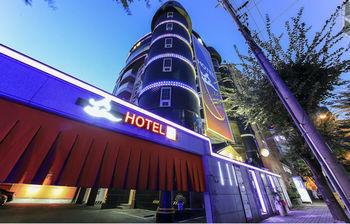 Show Hotel Cheongju