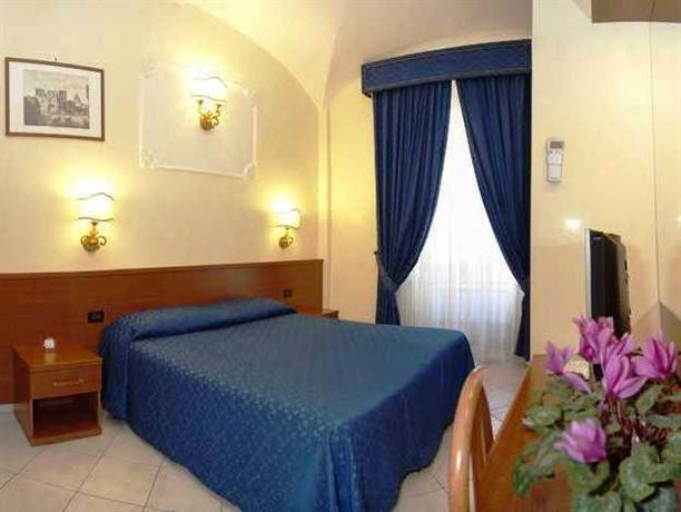 Arco Romano Rooms